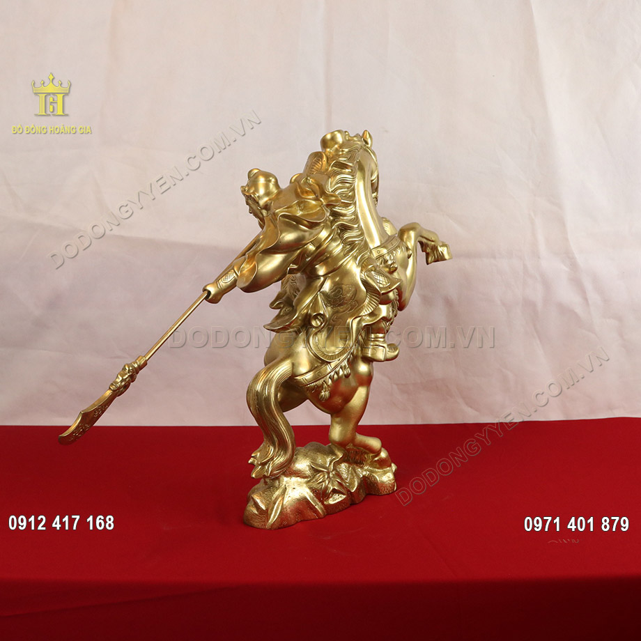 Đối với nh&agrave; l&atilde;nh đạo, c&aacute;c doanh nh&acirc;n n&ecirc;n đặt tượng ở sau lưng, ở nơi l&agrave;m việc để nhận được sự hỗ trợ lớn nhất cho sự nghiệp